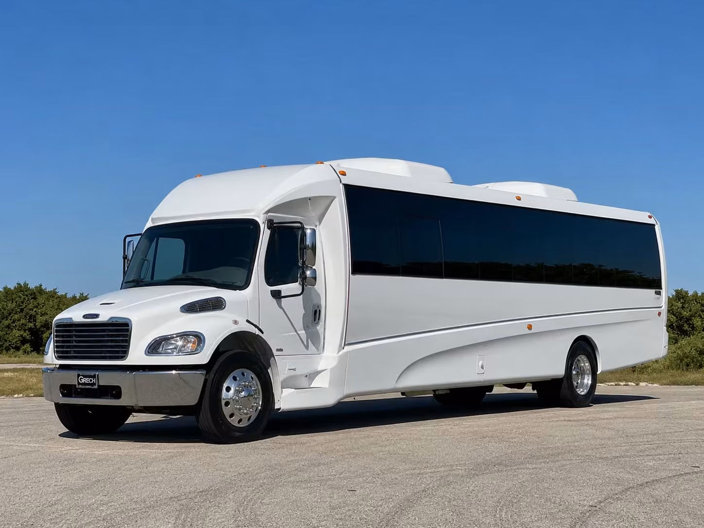 choose a party bus for pre show and post show durham nightlife