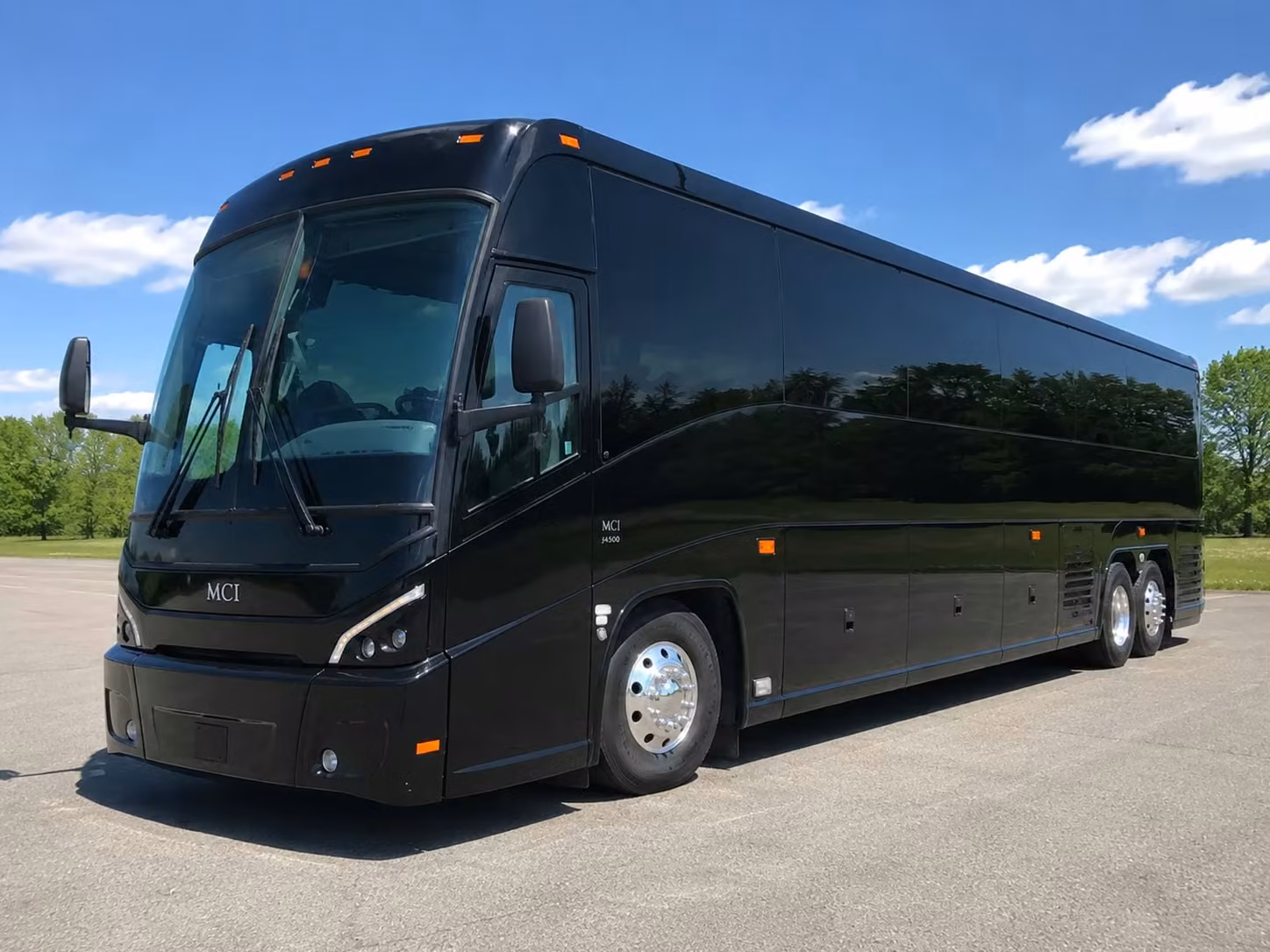 convention and conference shuttle buses at the durham convention center